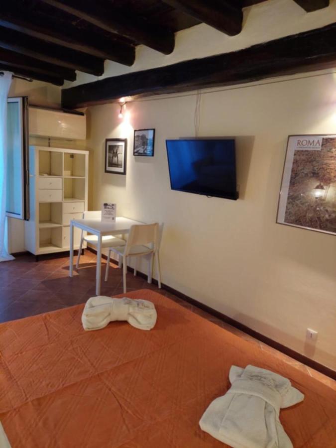 Casa Vacanze Campo De' Fiori Rom Eksteriør billede